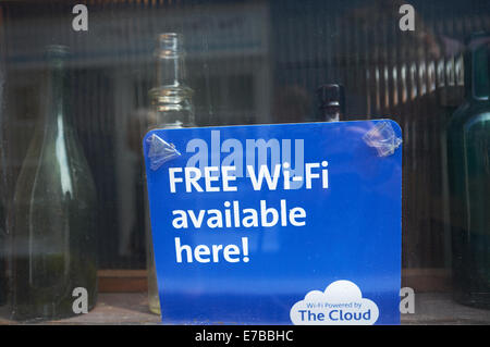 Señal Wi-Fi gratuito Foto de stock