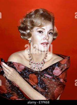 ZSA ZSA GABOR actriz de cine húngaro de nacimiento cerca de 1960 Foto de stock