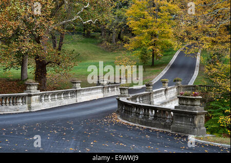 El Puente Blanco, Mansión Vanderbilt National Historic Site, Hyde Park, Nueva York, EE.UU. Foto de stock