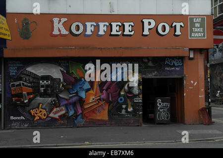 KELzO street art mural persianas cerradas Koffee Pot Cafe, Hilton Street, Stevenson Plaza, Barrio Norte, Manchester