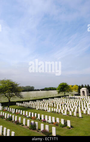 La Targette, Cementerio Británico de la Primera Guerra Mundial, Pas-de-Calais, el valle del Somme, Francia, Europa Foto de stock