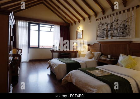 Vista de la habitación en el hotel Club Himalaya en lo alto de la colina de Nagarkot en Nepal Foto de stock