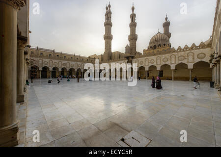 Mezquita de Al-Azhar de El Cairo islámico, Egipto Foto de stock