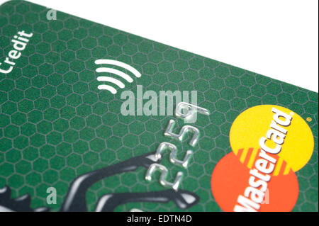 Mastercard tarjeta de crédito sin contacto close-up detalle Foto de stock