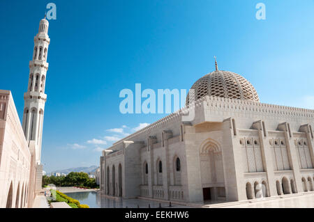 Mezquita Sultan Qaboos, Muscat, Omán Foto de stock