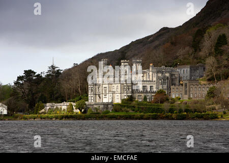 Irlanda, Co Galway, Connemara, La Abadía de Kylemore Foto de stock