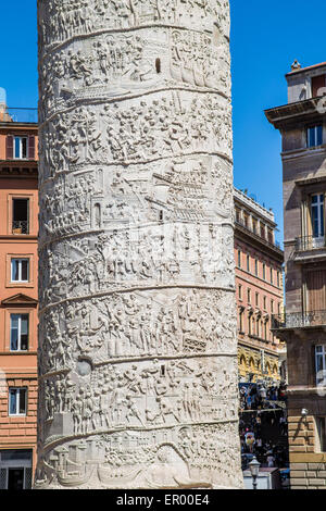 La Columna de Trajano de Roma, Roma, Italia Foto de stock