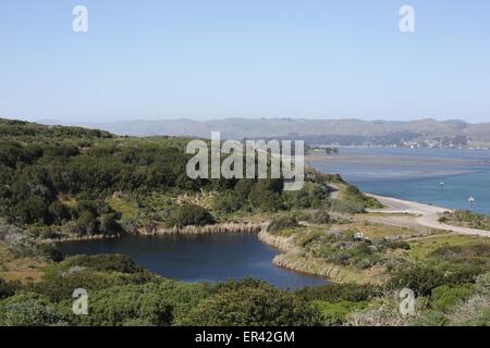 El agujero en la cabeza, abandonó la planta de energía nuclear sitio propuesto en Bodega Bay, California.
