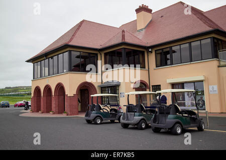 El Club de Golf Royal Portrush clubhouse Irlanda del Norte Foto de stock