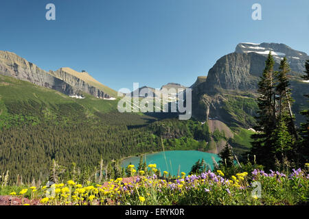 Glaciares de las montañas, Parque Nacional de los Glaciares; Lago Girnel; Lago Grinnell; Montañas Rocosas; Montana; EE.UU.; Estados Unidos de América Foto de stock