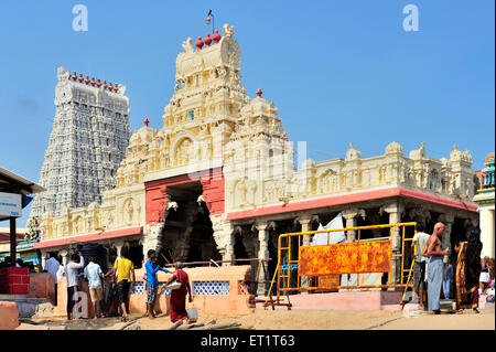 Templo De Tiruchendur Subramanya En Tamil Nadu, India Asia Fotografía ...