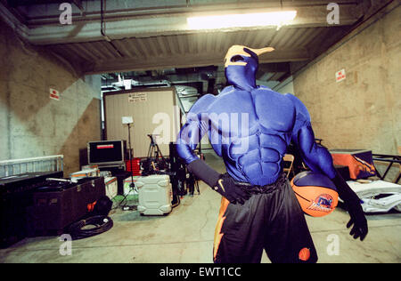OAKLAND, CA – FEBRUARY 13: The NBA All-Star Game held in Oakland,  California on February 13, 2000 Stock Photo - Alamy