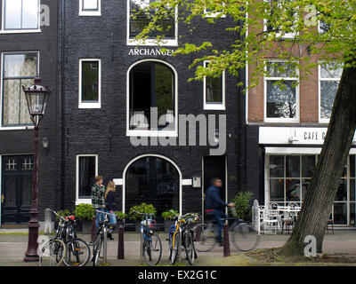 Edificios de oficinas en antiguas casas de comerciantes sobre Leidsegracht, Jordaan, Amsterdam, Países Bajos Foto de stock