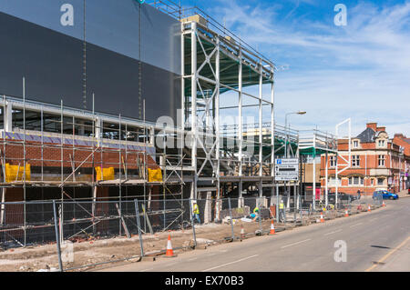 La Media Luna Roja centro comercial en construcción en Hinckley Foto de stock