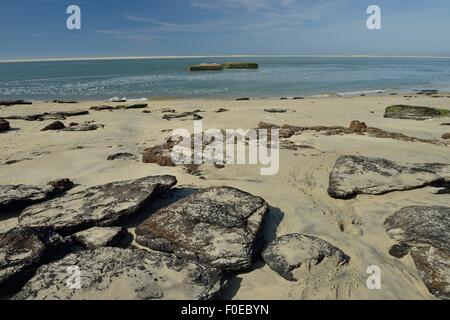 Playa,Francia,Arena,ww2,Bunker Blockhouse, Foto de stock
