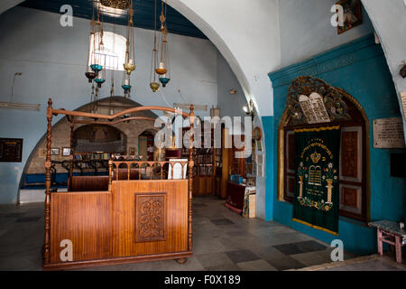 Antigua sinagoga en Zefat ciudad vieja, Israel Foto de stock