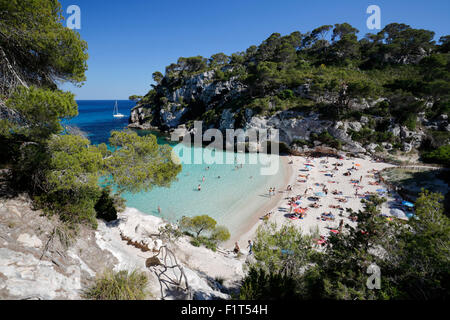 Cala Macarelleta, cerca de Cala Galdana, al sur de la costa oeste de Menorca, Islas Baleares, Mediterráneo, Europa