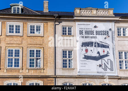 Póster sobre el funcionamiento de los buses blanco - Museo Nacional de Dinamarca, el Príncipe, la mansión, Copenhague, Dinamarca