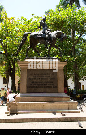 CARTAGENA - 13 DE SEPTIEMBRE: Estatua de Simón Bolívar en septiembre 13th, 2015 en Cartagena, Colombia. Cartagena es la quinta lar