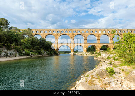 Pont du Gard, Languedoc-Rosellón región, Francia, Sitio del Patrimonio Mundial de la Unesco Foto de stock