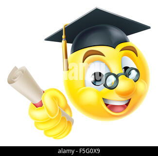 Un emoji emoticono cara sonriente Celebración de su carácter de graduación postgrado diploma certificado de desplazamiento y llevaba un birrete Foto de stock