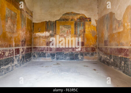 Fresco mural en la casa del poeta trágico, Casa del Poeta Tragico en Pompeya, Italia Foto de stock