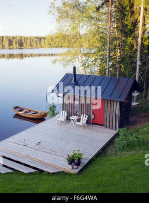 Sauna por el lago, Suecia Fotografía de stock - Alamy