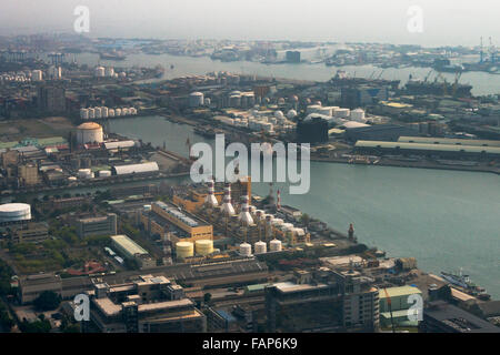 Vista aérea del puerto de Kaohsiung, Taiwán Foto de stock