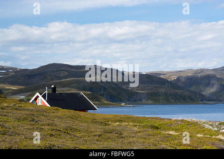 Mageröya es una gran isla en el condado de Finnmark, en el extremo norte de Noruega. La isla se encuentra a lo largo del Mar de Barents en