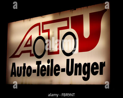 Markenname: "ATU Auto Teile Unger', de Berlín. Foto de stock