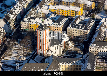 Vista aérea, Evangélicos Nikolaikirche victorias, casco antiguo de la ciudad de Siegen, coronets, Siegen, Siegerland, distrito de Siegen-Wittgenstein Foto de stock