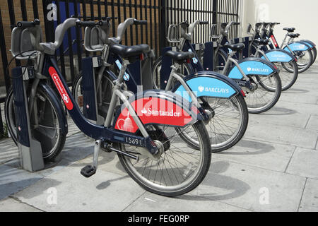 Santander y Barclays bikes Foto de stock