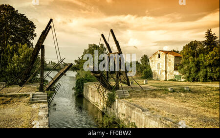 Puente de Van Gogh en Arles, Francia, Provenza, Camargue, Foto de stock