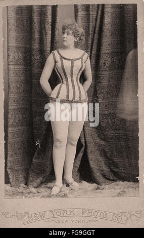 Vintage Postales - Bailarinas Exóticas desde los 1890s Foto de stock