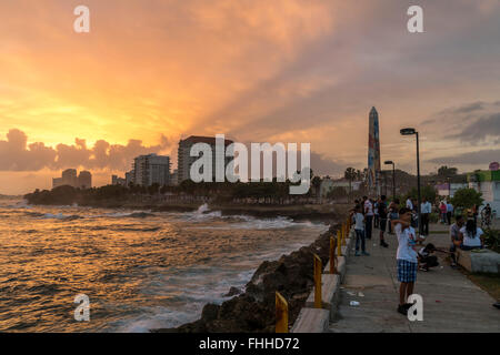 Ocean Paseo del Malecón, la capital, Santo Domingo, República Dominicana, El Caribe, América, Foto de stock