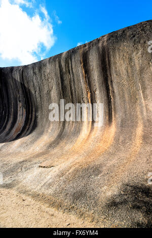 Wave Rock, inusual formación rocosa cerca de Hyden, Australia Occidental, Australia Foto de stock