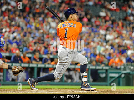 Astros de Houston derrotan 7-4 a Rays de Tampa Bay; fuerzan a séptimo  partido