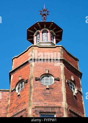 Torre en Oxford Street Teatro Harrogate Harrogate North Yorkshire, Inglaterra Foto de stock
