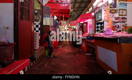 Carne de mercado interior en Meknes Marruecos Foto de stock