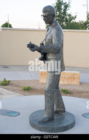 Estatua de Buddy Holly en Lubbock, Texas. Charles Hardin Holley (7 de septiembre de 1936 - 3 de febrero de 1959), conocido como Buddy Holly. Foto de stock