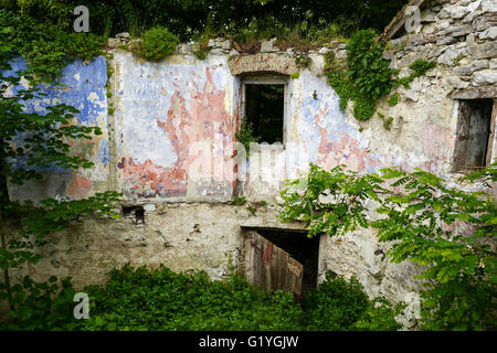 Antiguas casas de piedra abandonados en Pican Istria Croacia Foto de stock