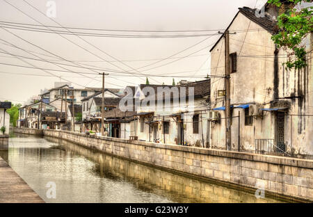 Antigua ciudad de Suzhou canales y casas Foto de stock