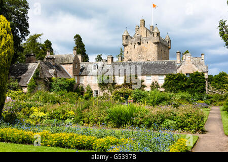Reino Unido, Escocia, Highland, Nairn, jardines de Cawdor Castle, un castillo al nordeste de Inverness, en las Highlands escocesas, Macbeth de Shakespeare. Foto de stock