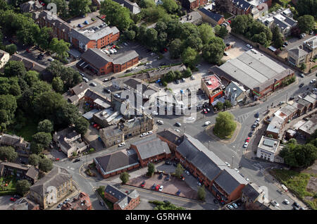 Vista aérea de Chapel Allerton en Leeds, donde Road Harrogate cumple Stainbeck Lane, UK Foto de stock