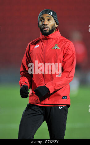 Fútbol - Sky Bet League One - Doncaster Rovers v Notts County - Keepmoat Stadium. Cedric Evina, Doncaster Rovers Foto de stock