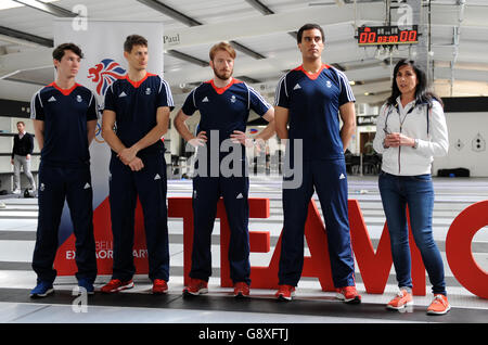 Anuncio del equipo olímpico de esgrima - British Fencing Elite Training Center Foto de stock