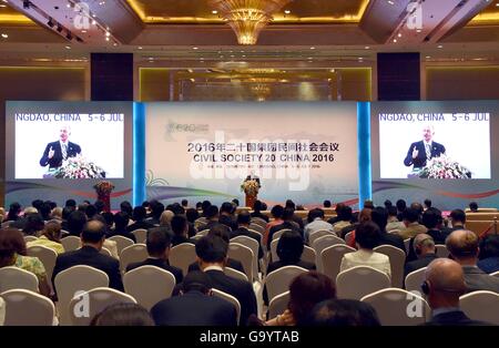 Qingdao, Provincia de Shandong, China. El 5 de julio, 2016. La ceremonia de apertura de la Sociedad Civil 20 China 2016 se celebrará en Qingdao, Provincia de Shandong, en el este de China, 5 de julio de 2016. Crédito: Xu Suhui/Xinhua/Alamy Live News Foto de stock