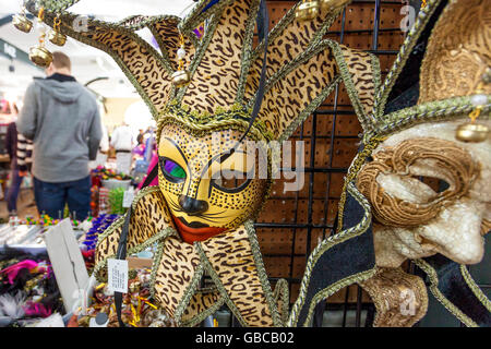 Máscara de Mardi Gras en Nueva Orleáns, Luisiana Foto de stock