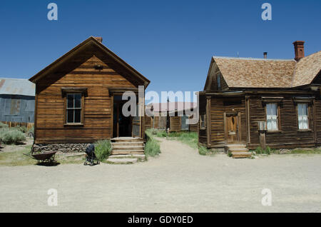 Casas en la ciudad fantasma de Bodie California Foto de stock