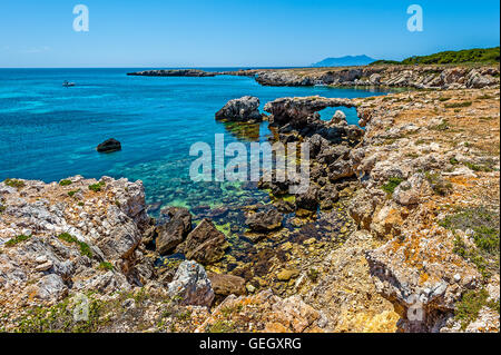 Italia Sicilia Islas Egadi Favignana - Cala Rotonda beach Foto de stock